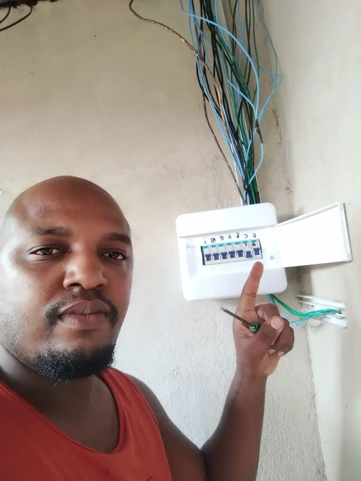 Eletricista em belford roxo