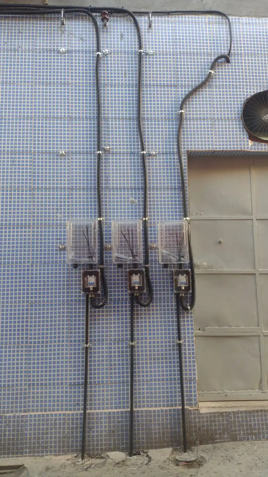 Serviço no Relógio feito pelo eletricista em belford roxo